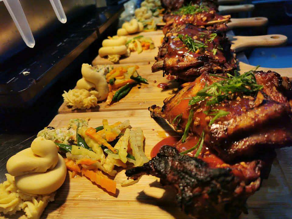 Deatons Back Ribs at Ridgeview Restaurant